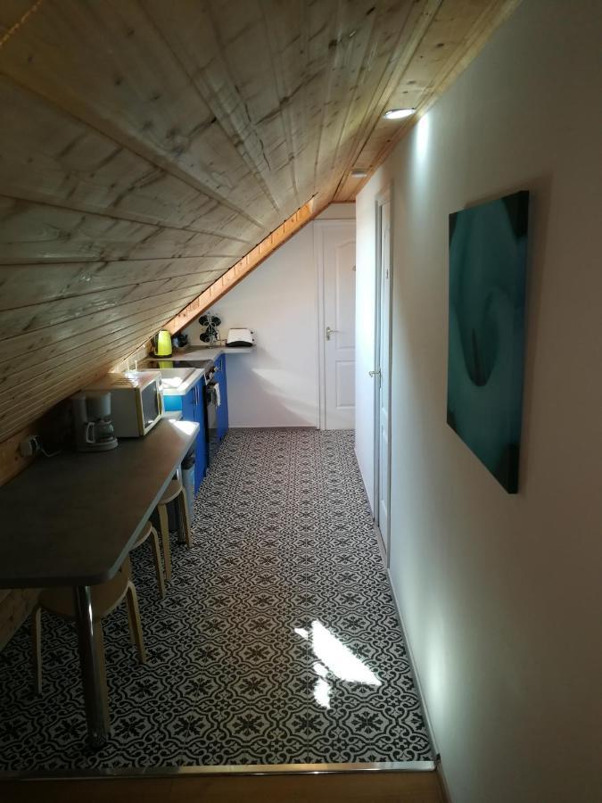 Manoka Guest House Mogyoród Buitenkant foto