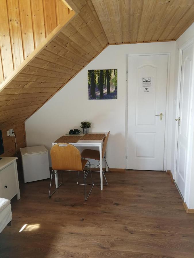 Manoka Guest House Mogyoród Buitenkant foto