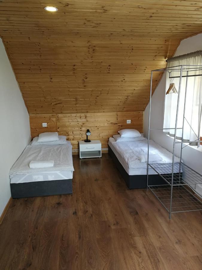 Manoka Guest House Mogyoród Buitenkant foto